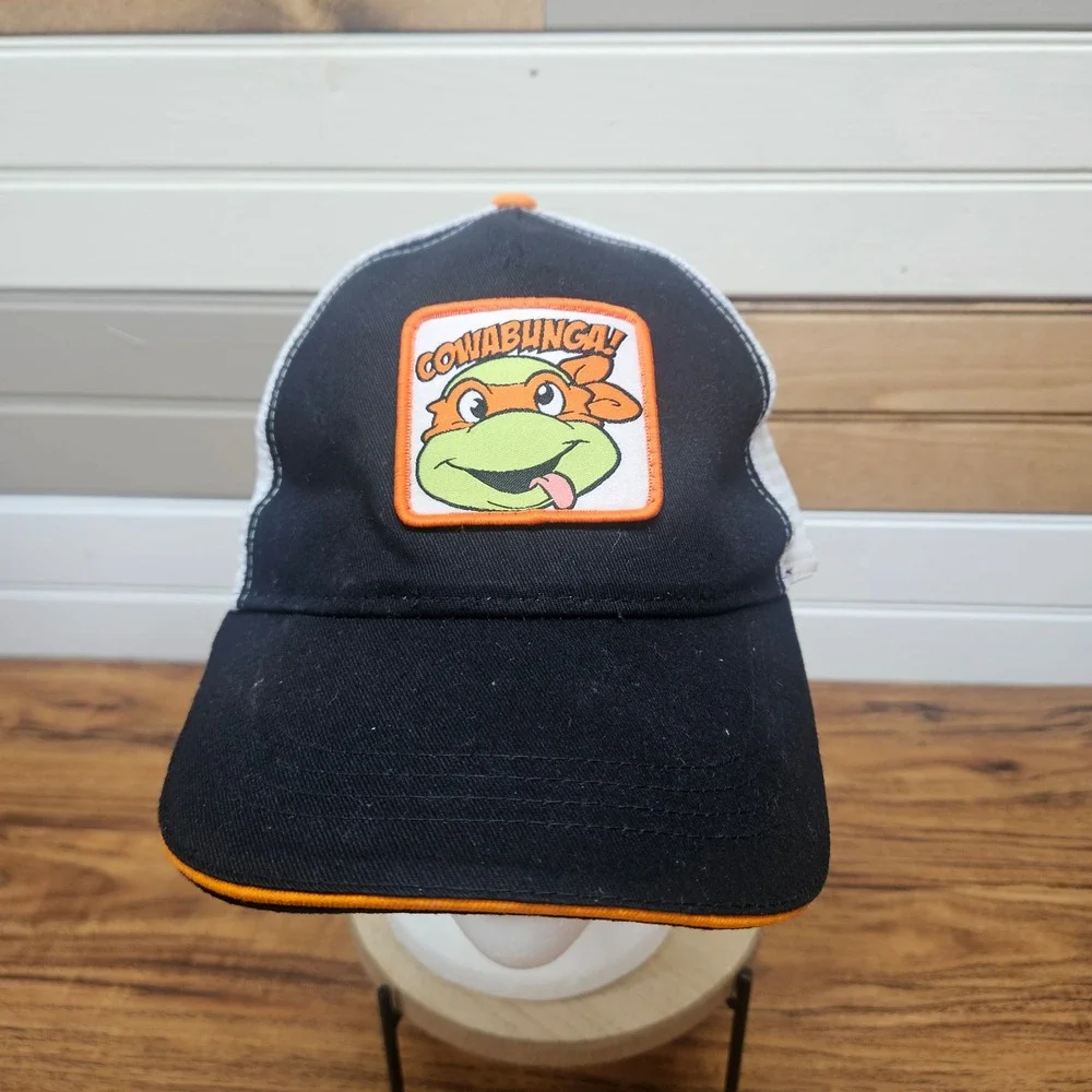 Nickelodeon TMNT Michelangelo Cowabunga Trucker Hat Black White Snapback Cap
